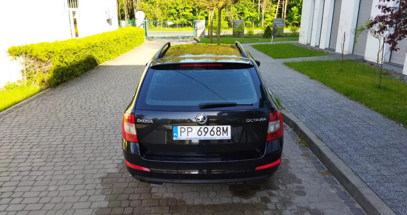 Skoda Octavia cena 37000 przebieg: 214800, rok produkcji 2015 z Wyrzysk małe 154